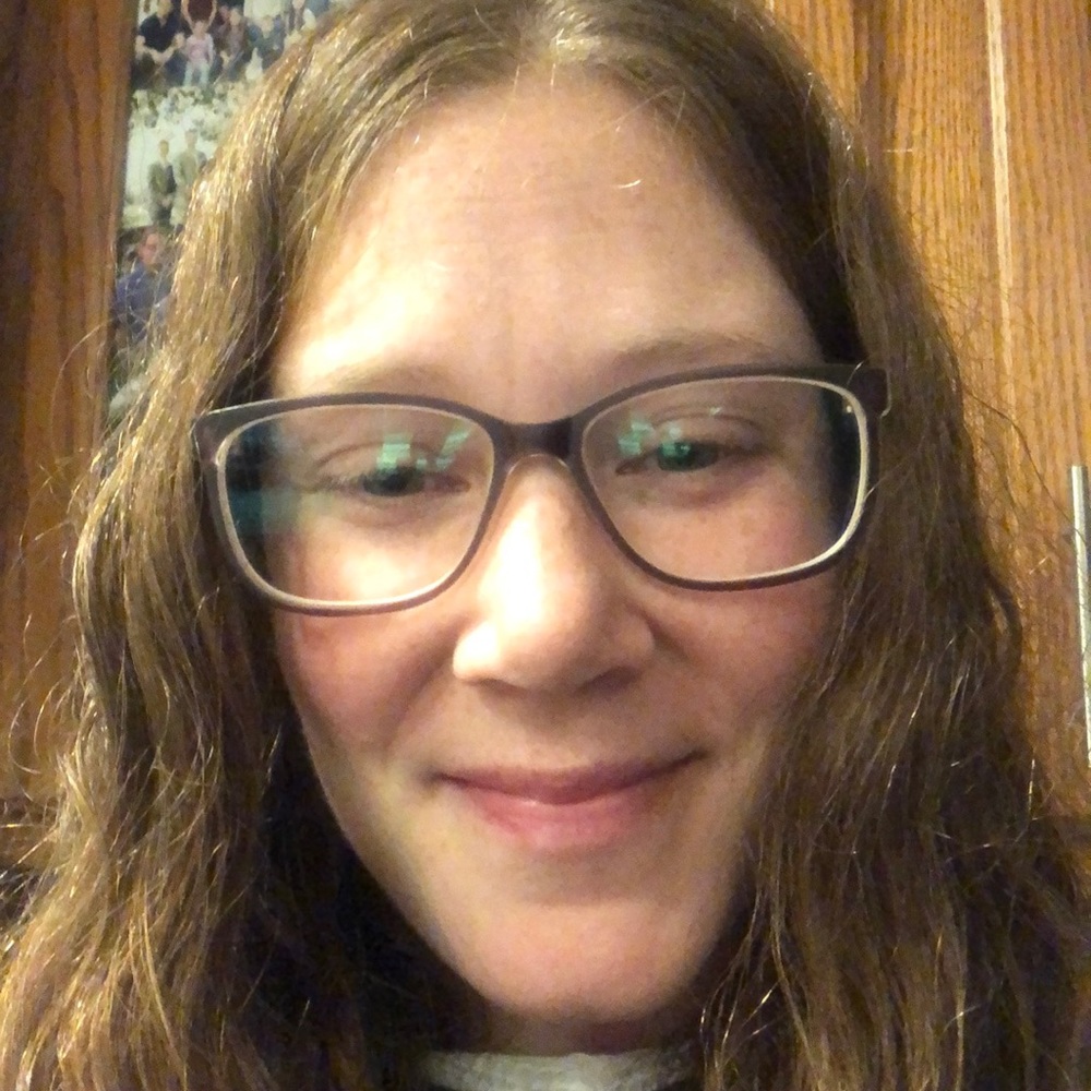 Meet your Posher, Carmen